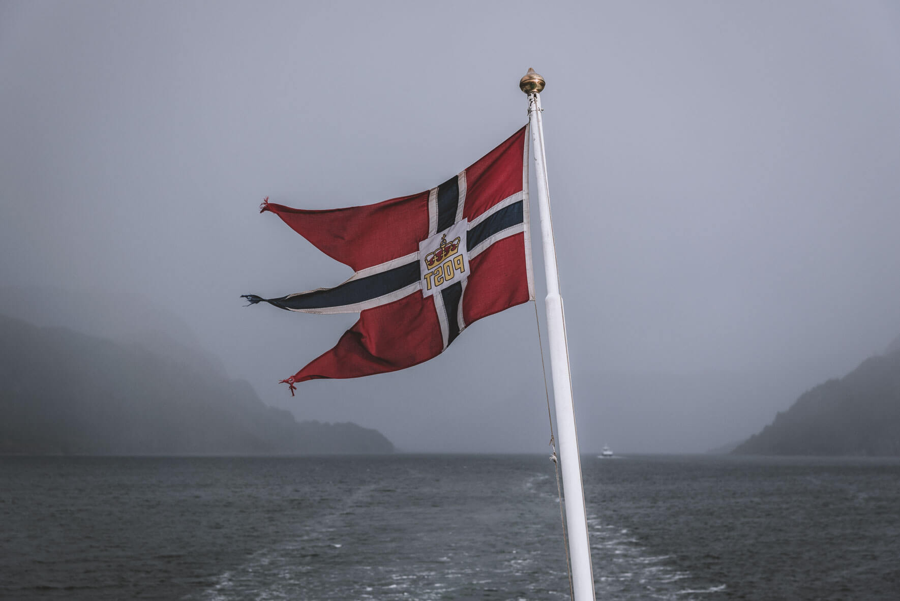 Norwegian flag on the MS Lofoten
