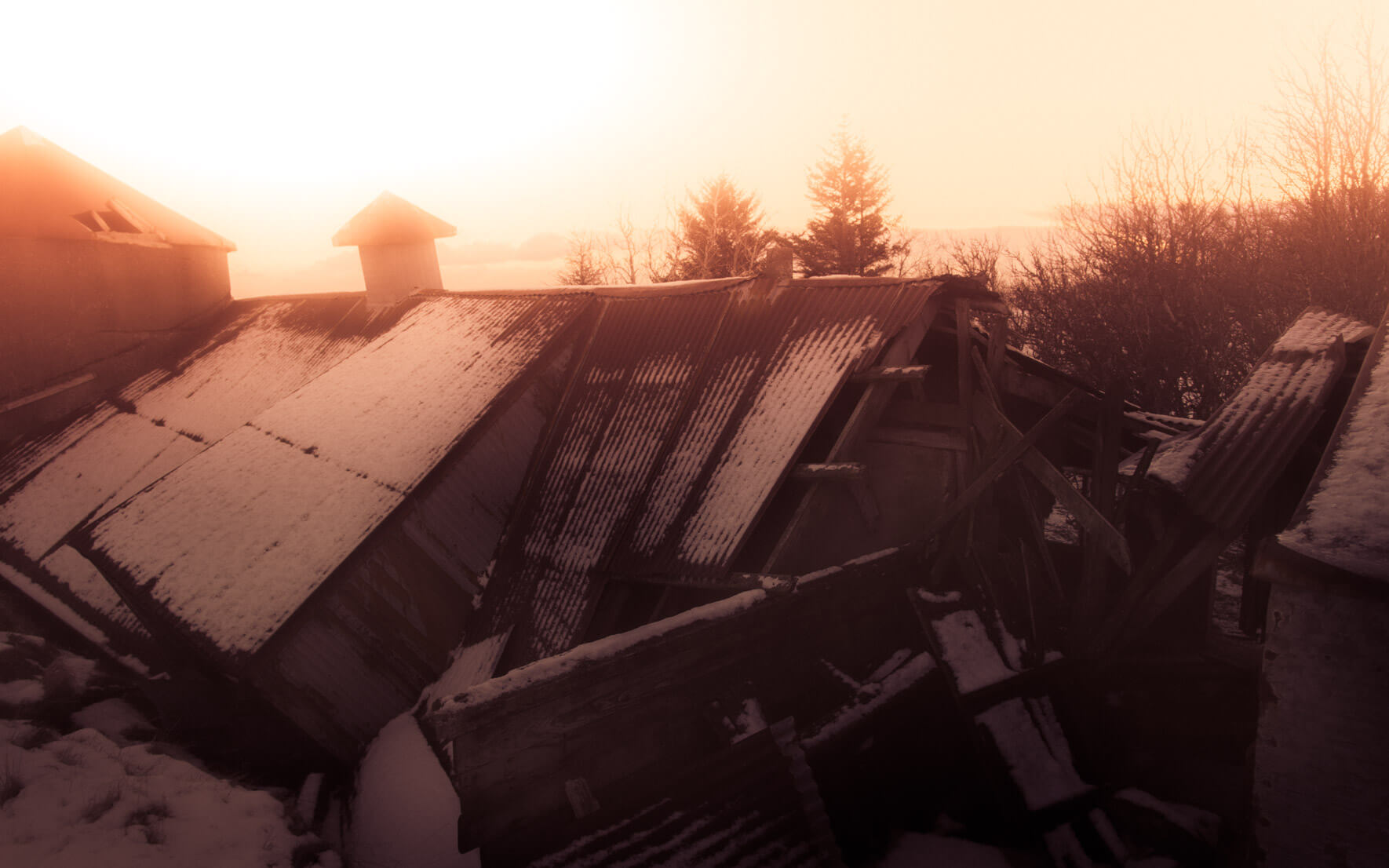 Abandoned farm in Iceland by visual artist and photographer Jan Erik Waider